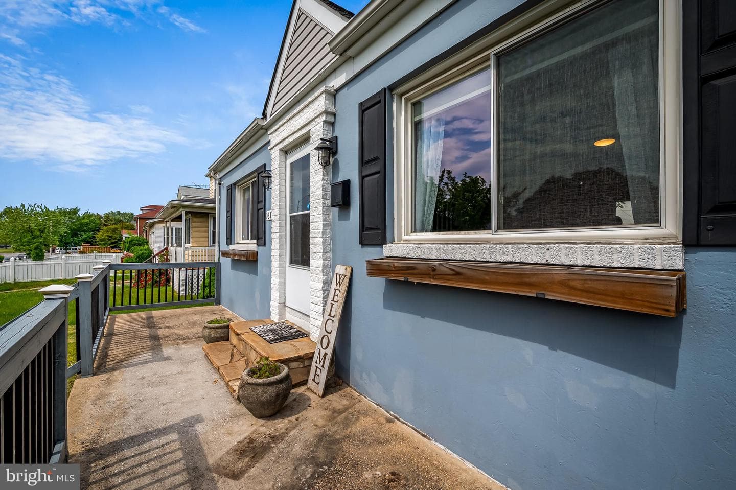 1613 Dundalk Avenue photo 4
