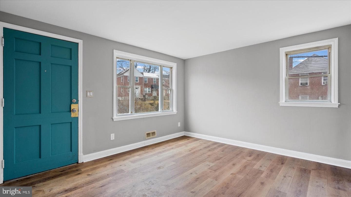 4000 Balfern Avenue photo 3