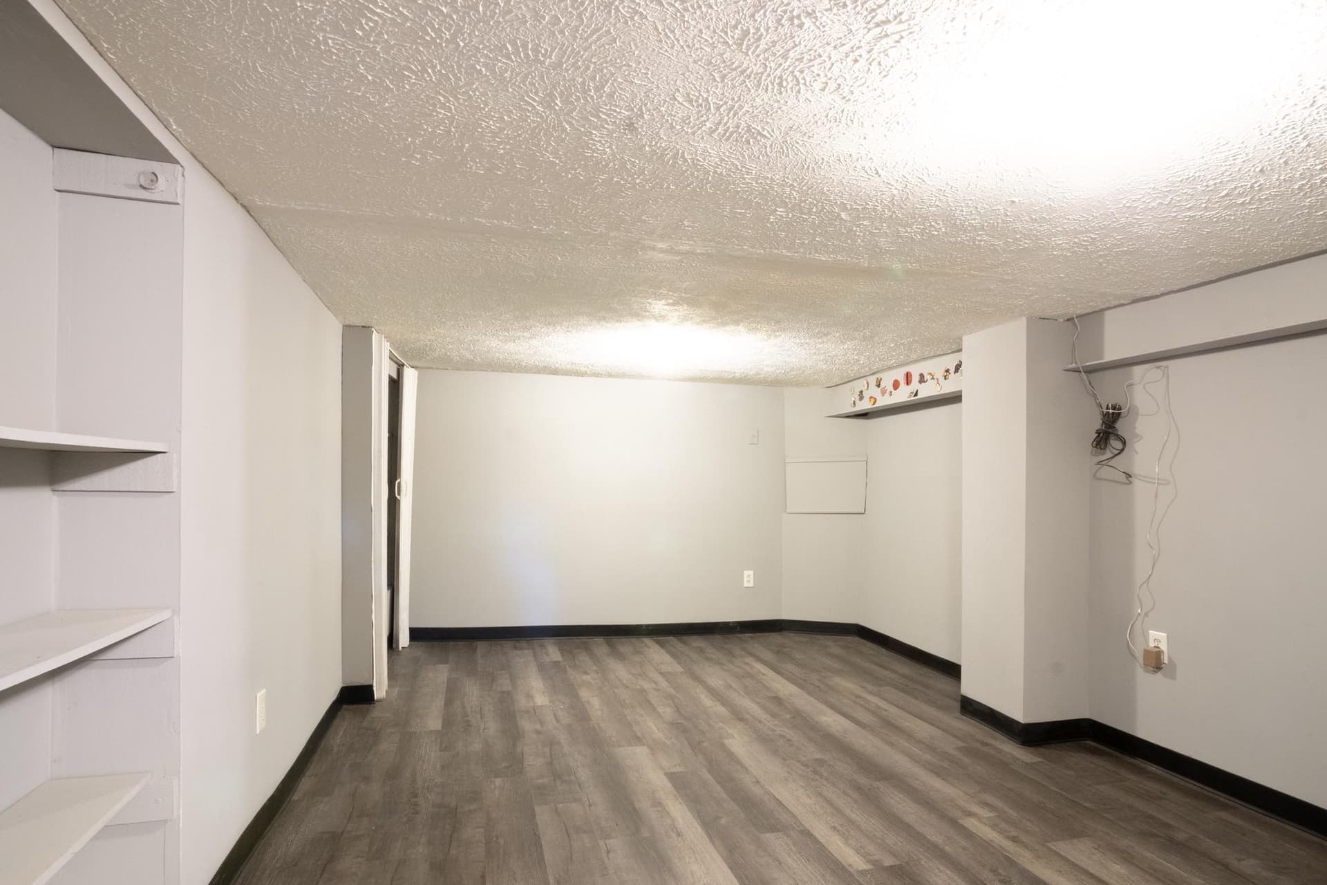 413 Rosecroft Terrace photo 17