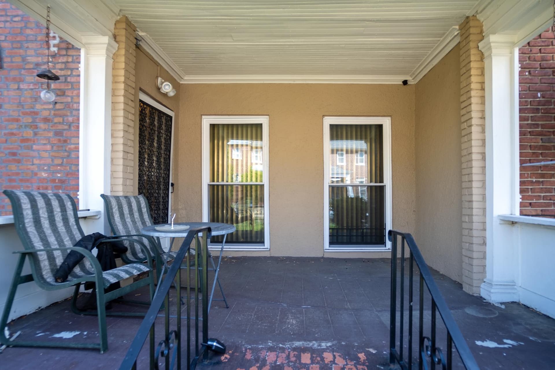 413 Rosecroft Terrace photo 3