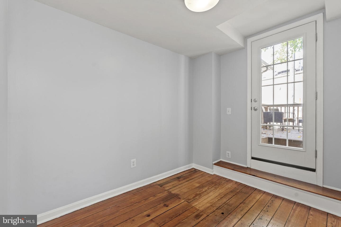 1206 William Street photo 10