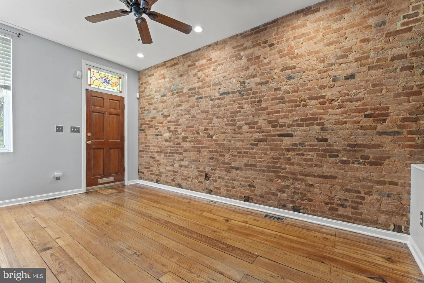 1206 William Street photo 16