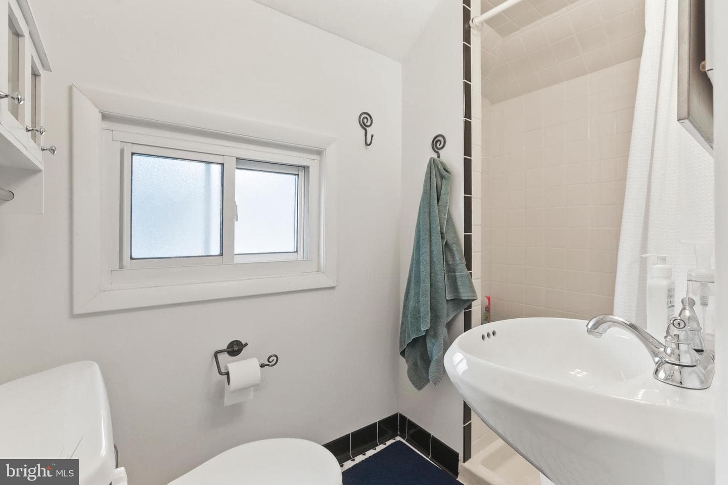 5609 Woodcrest Avenue photo 19