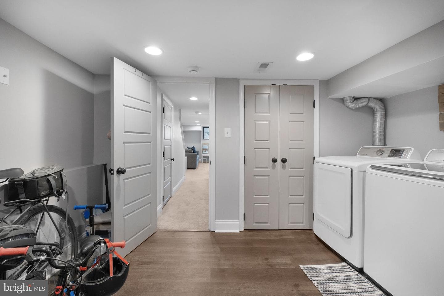 3102 E Lombard Street photo 19