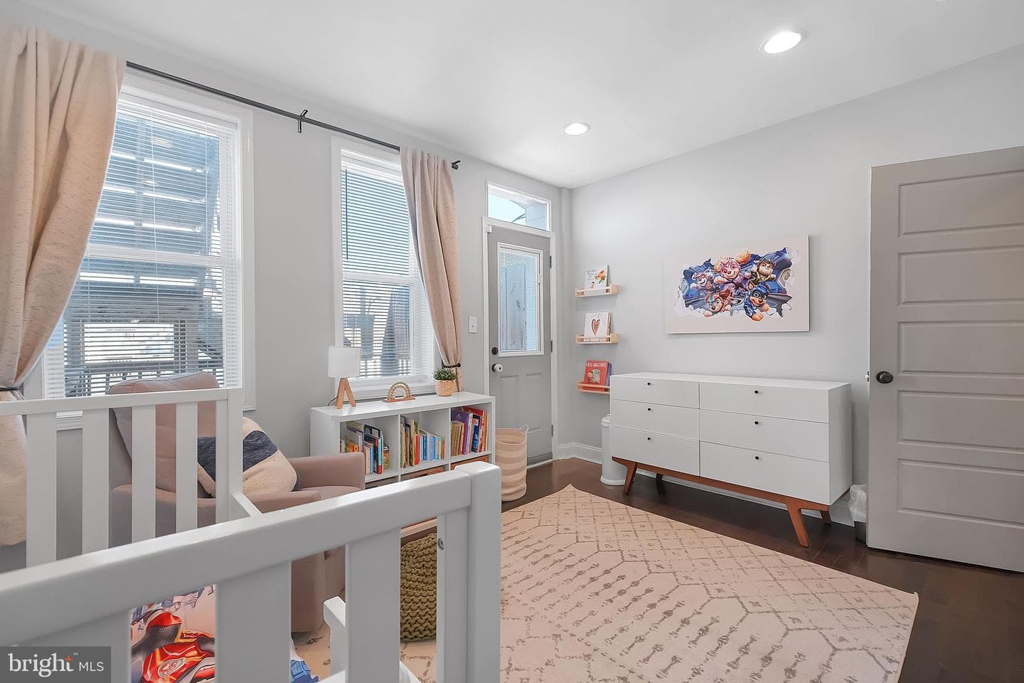 3102 E Lombard Street photo 27