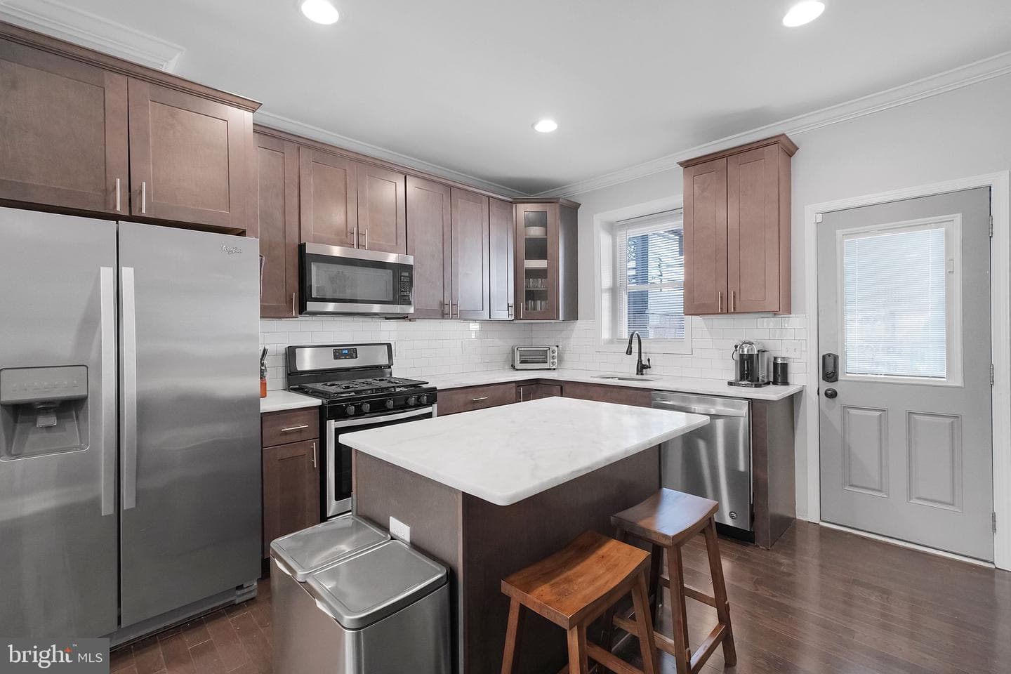 3102 E Lombard Street photo 8