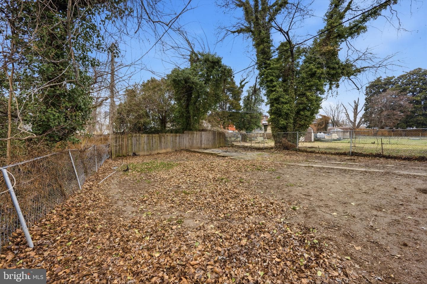 4017 Ridgecroft Road photo 36