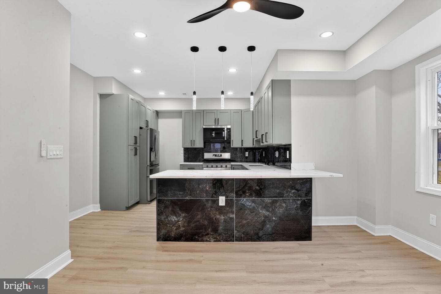 4013 4th Street photo 10