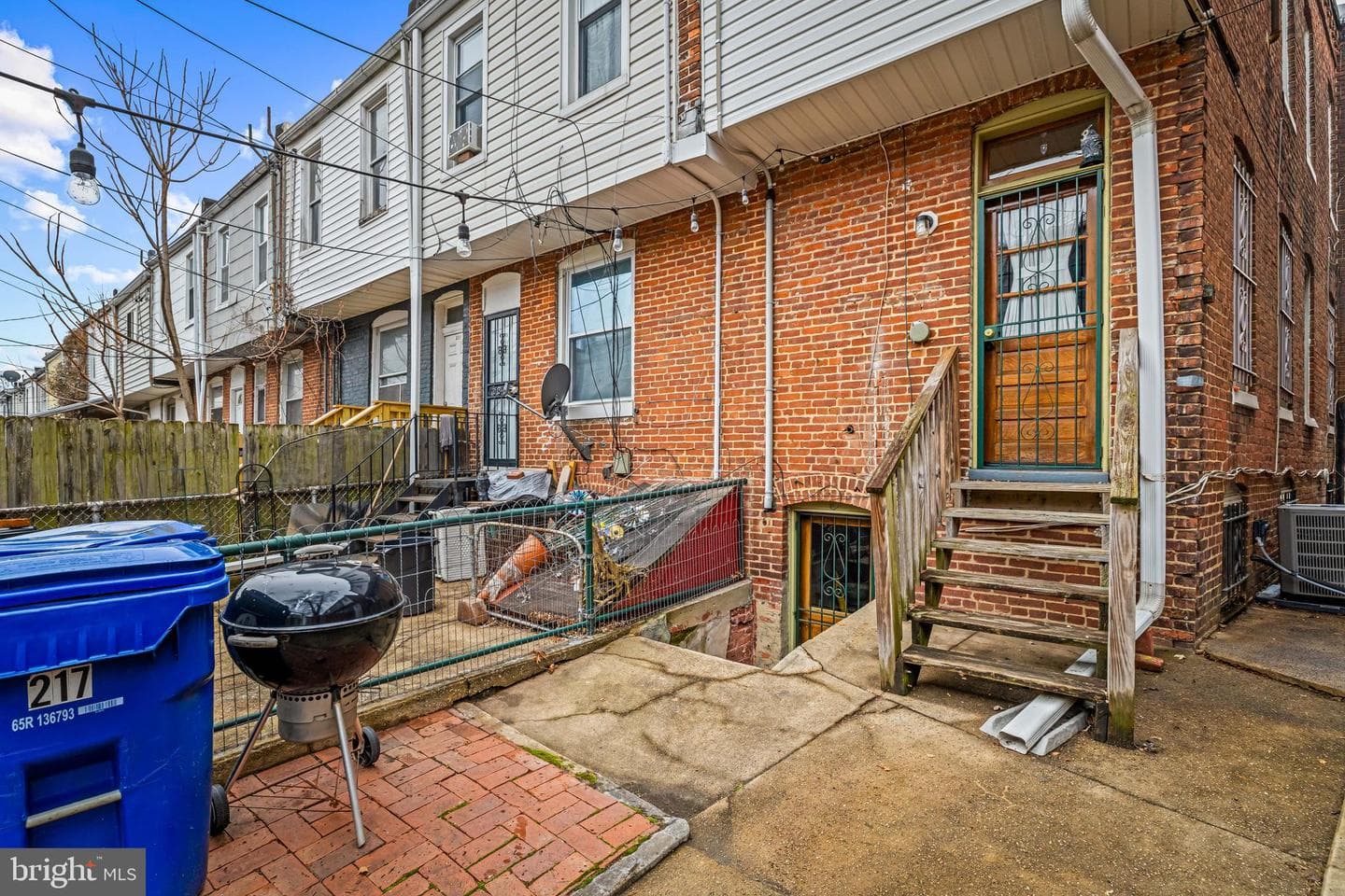 217 W 27th Street W photo 42