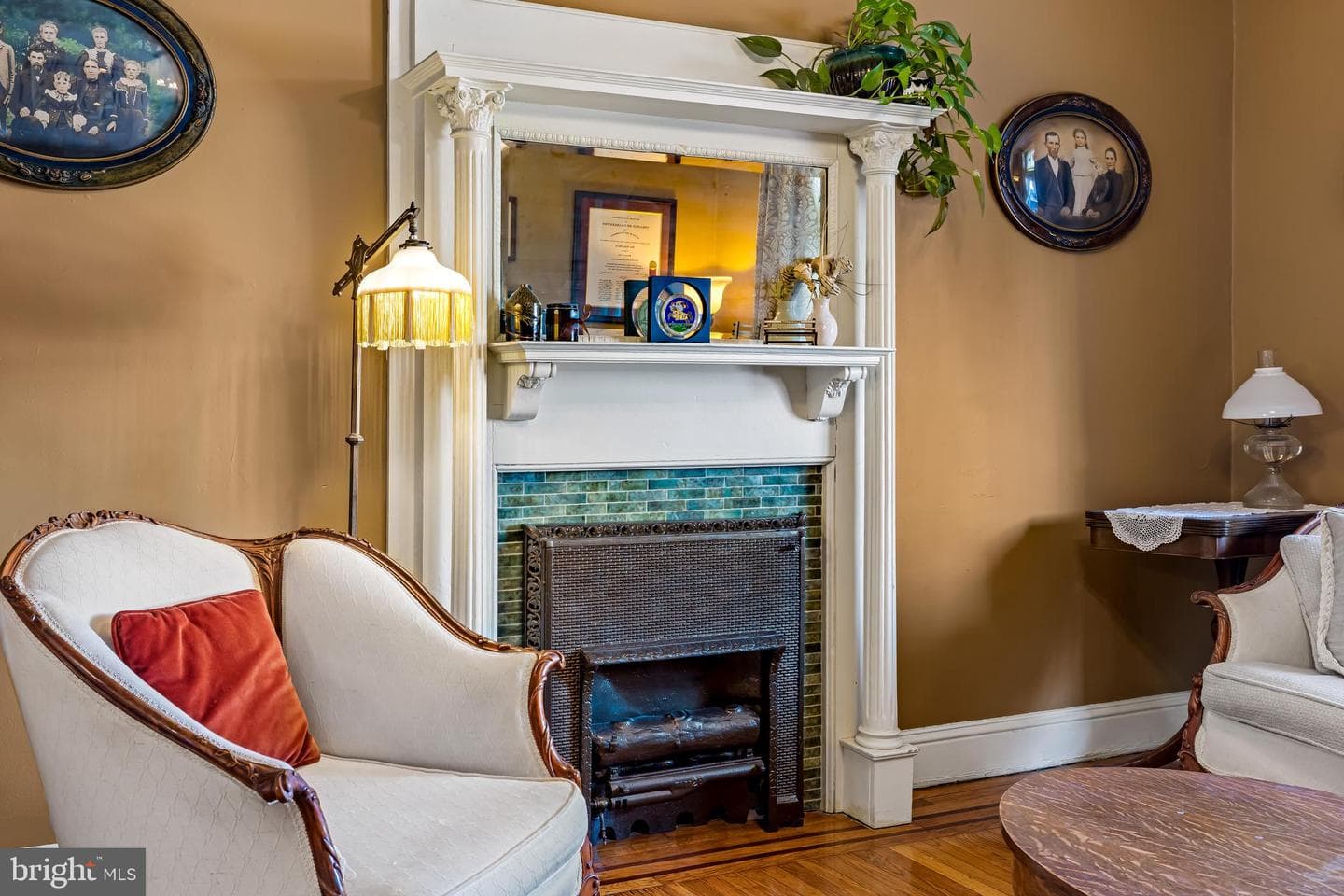 217 W 27th Street W photo 5