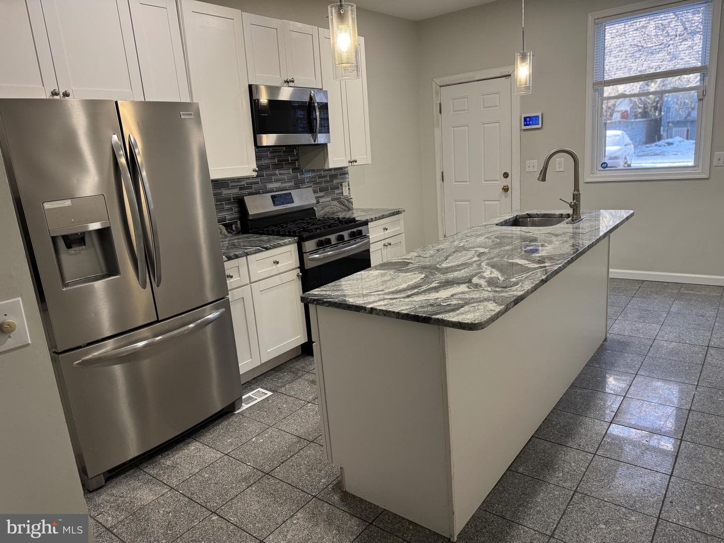 1408 Madison Avenue #1/2 photo 32