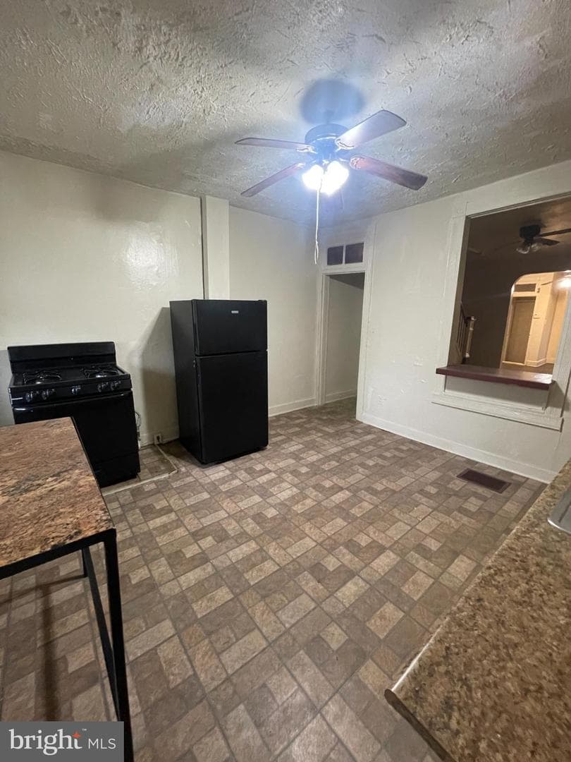 2859 Lafayette Avenue photo 7