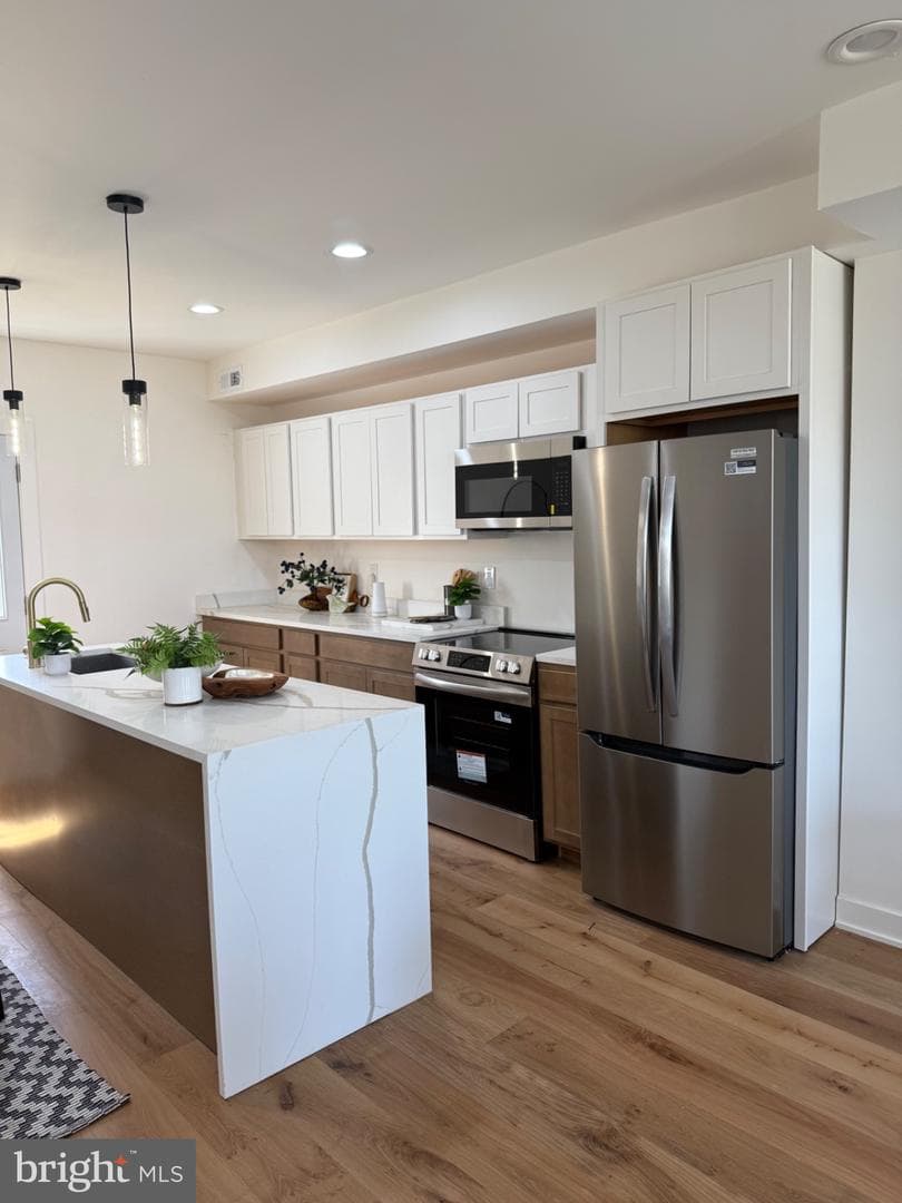 3435 Dupont Avenue photo 27