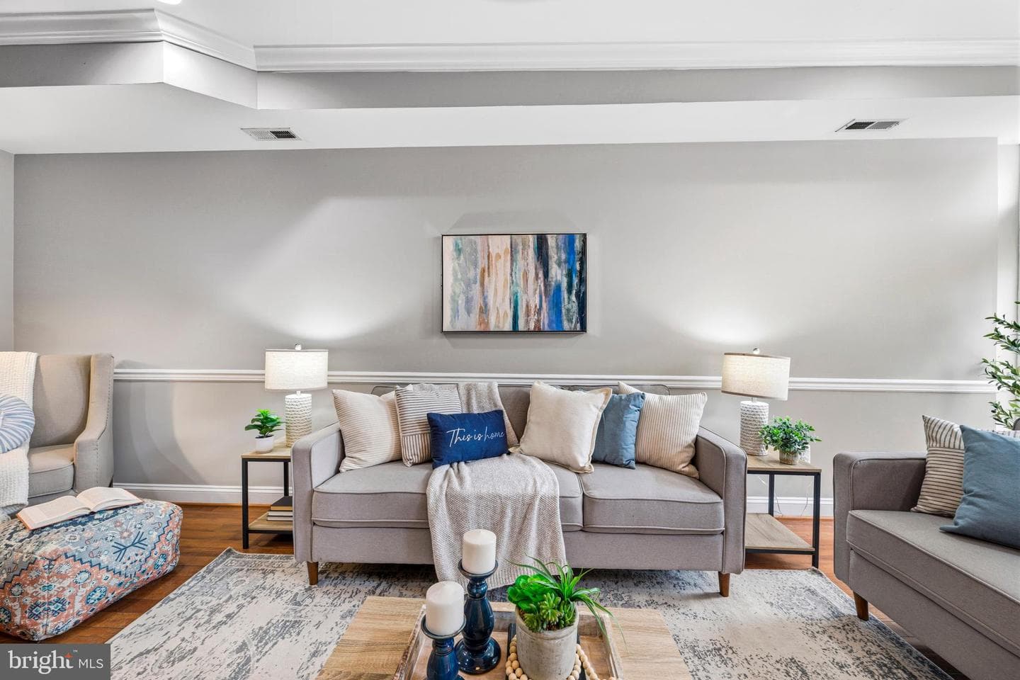 2 W Clement Street photo 1
