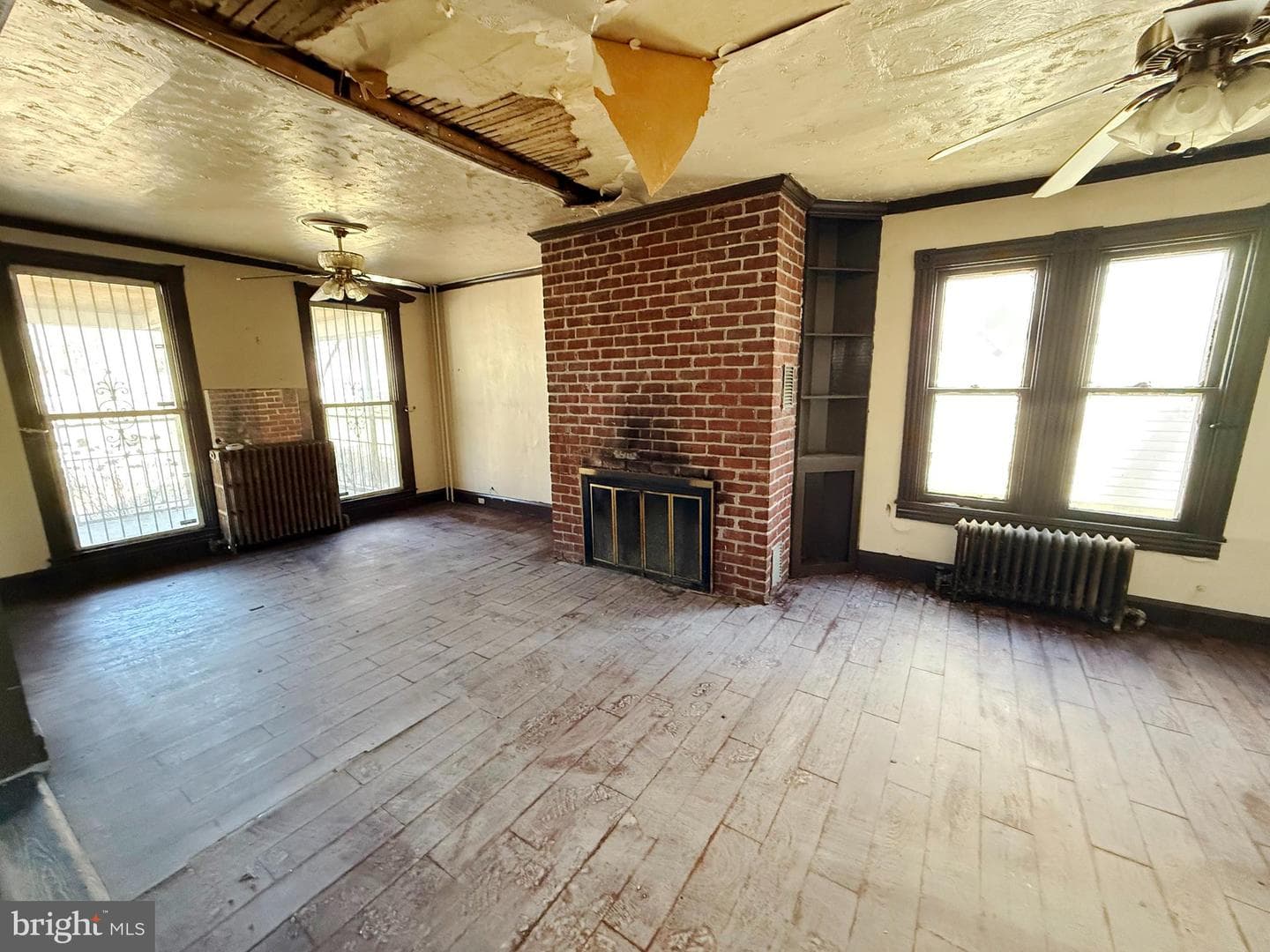 705 Woodbourne Avenue photo 8