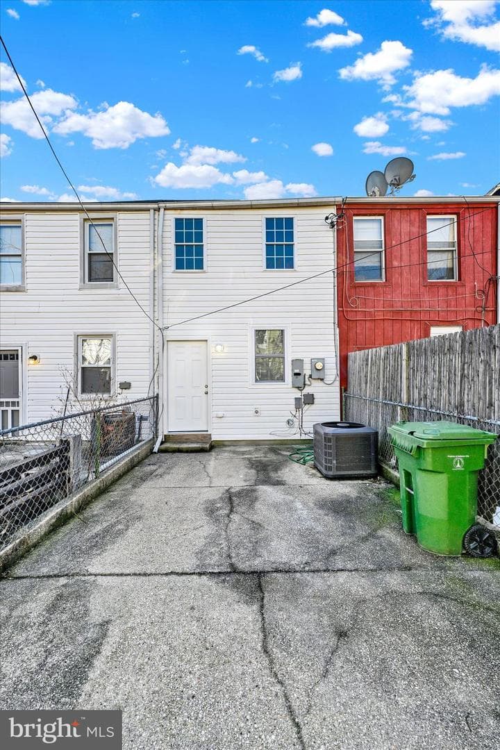 1138 Cleveland Street photo 24
