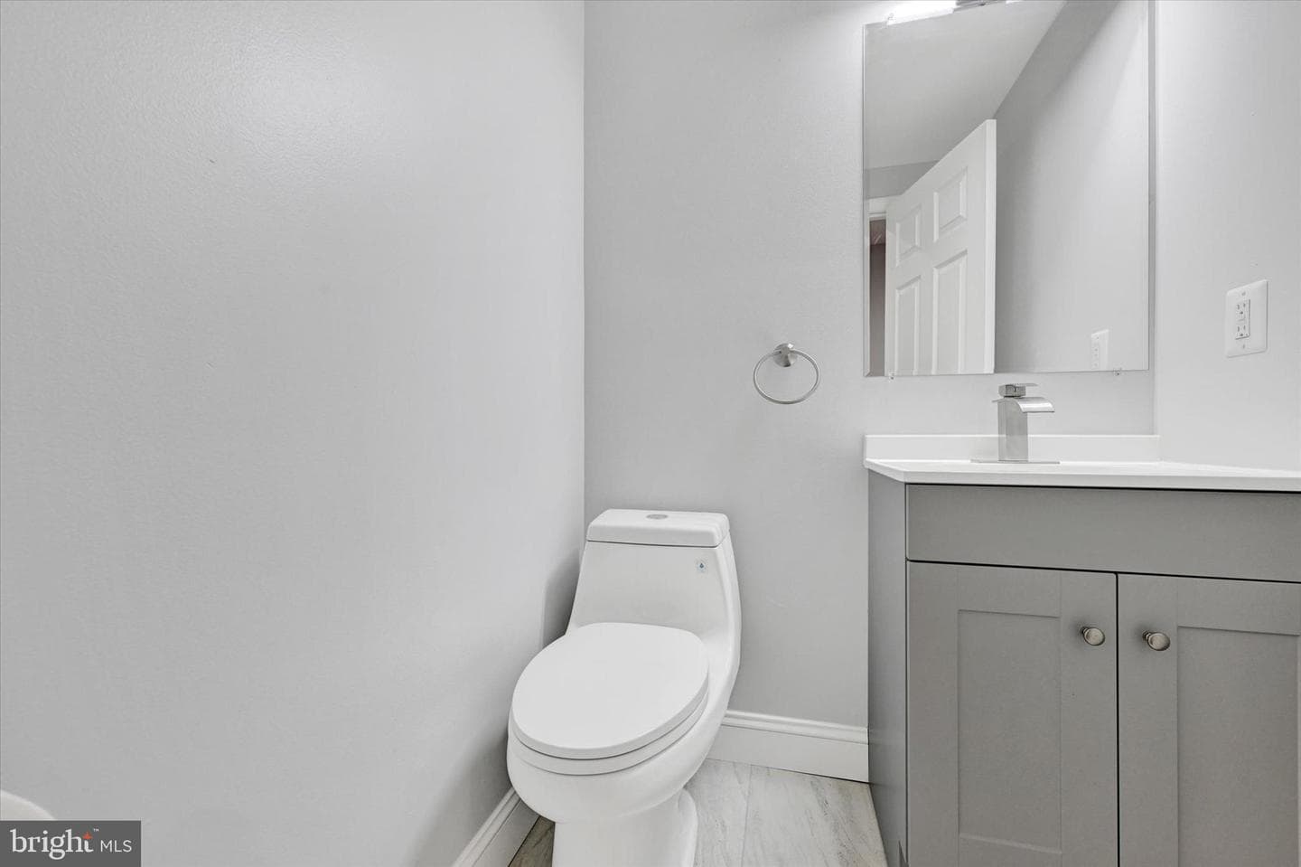 1138 Cleveland Street photo 9