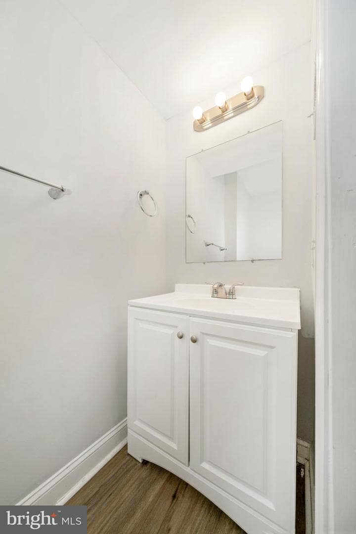 1723 Ashburton Street photo 18