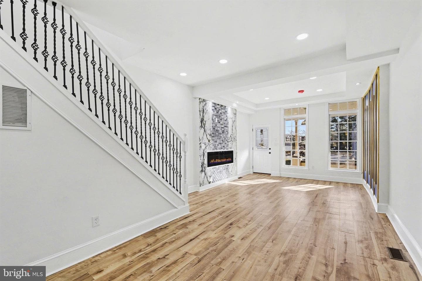 210 Monastery Avenue photo 7