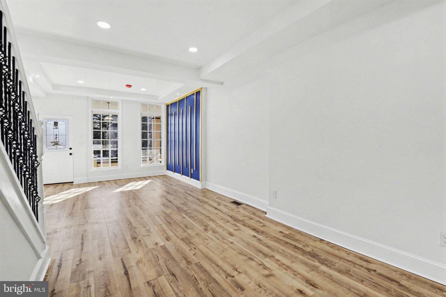 210 Monastery Avenue photo 8