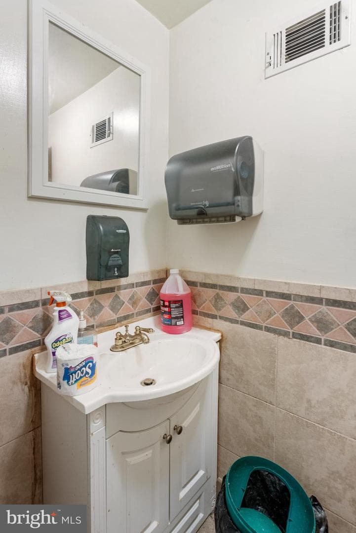 2400 Druid Hill Avenue photo 27