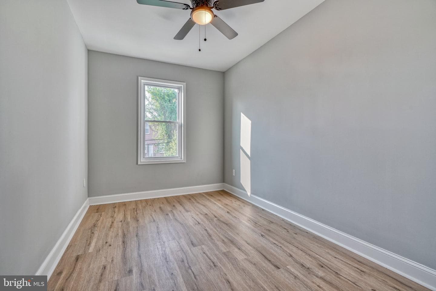 2631 Loyola Northway photo 42