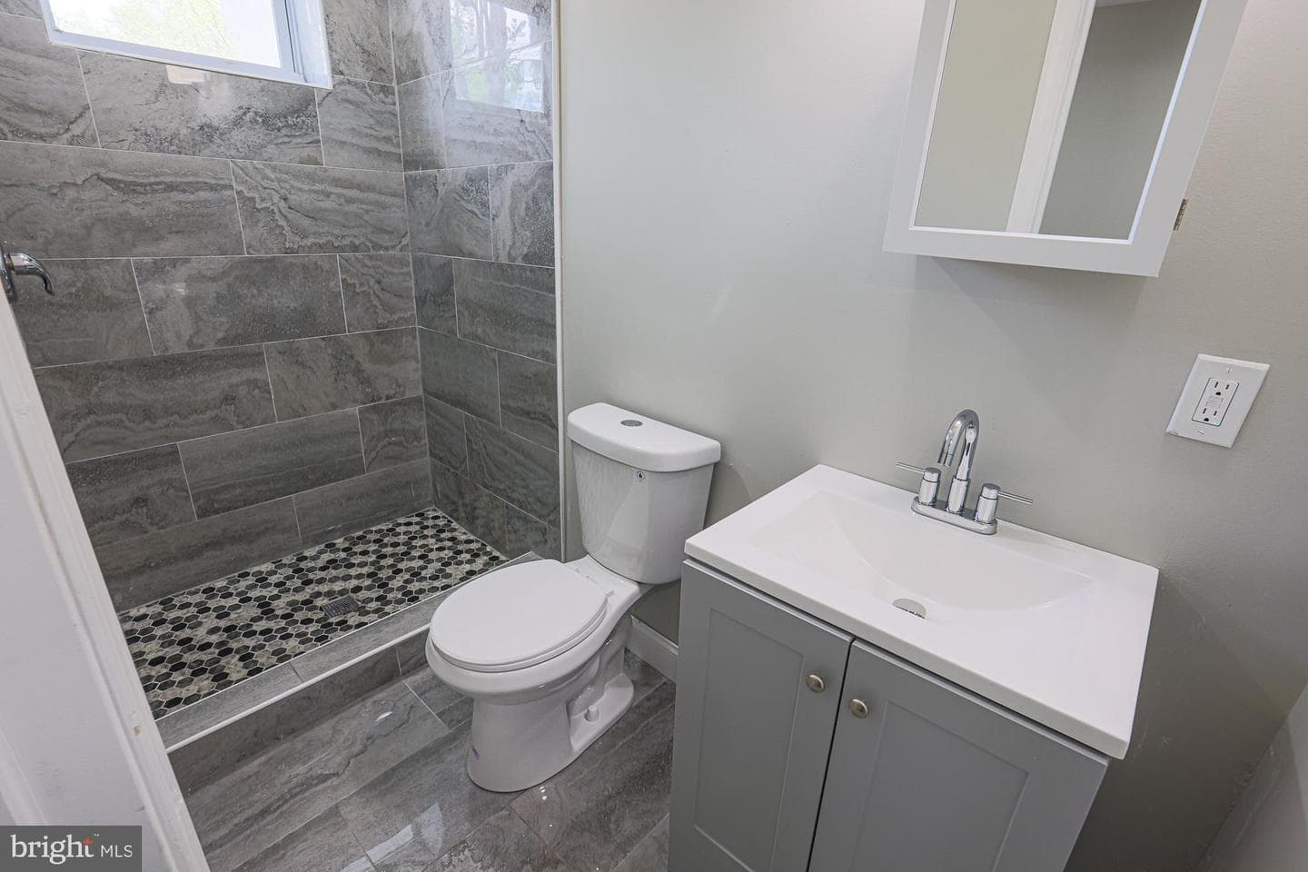4415 Old York Road photo 32
