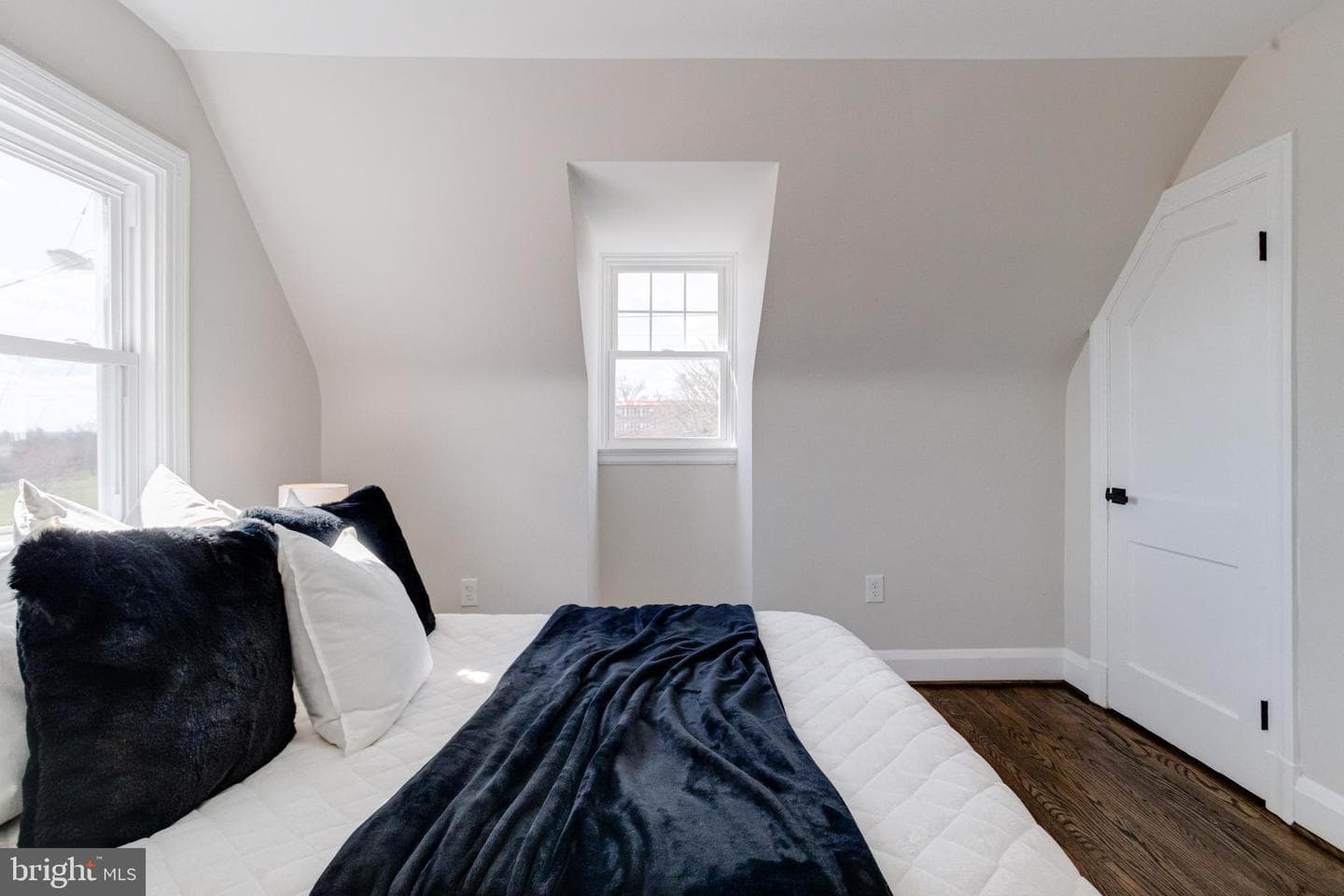 605 Walnut Avenue photo 41