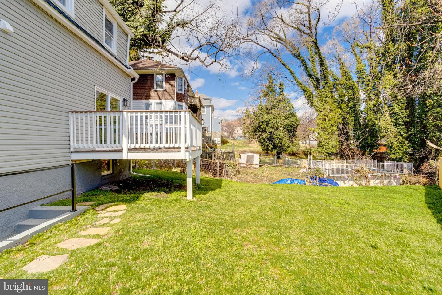 605 Walnut Avenue photo 72