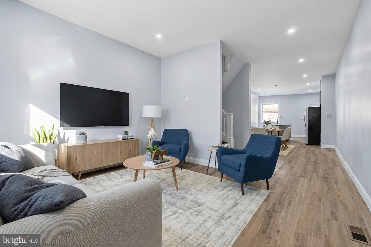 2636 Harford Road photo 4