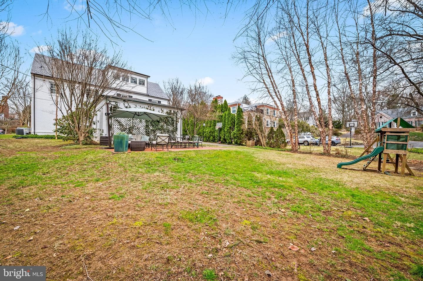 5700 Greenleaf Road photo 36