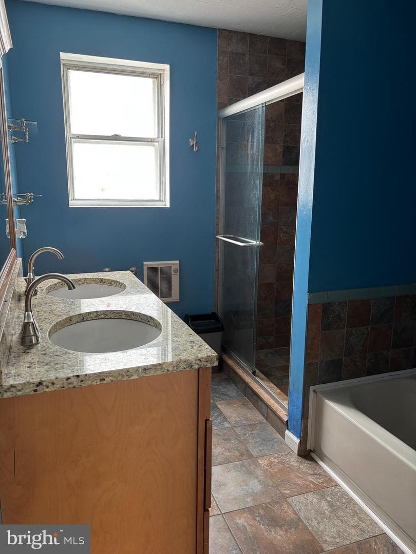 3015 Chesley Avenue photo 7