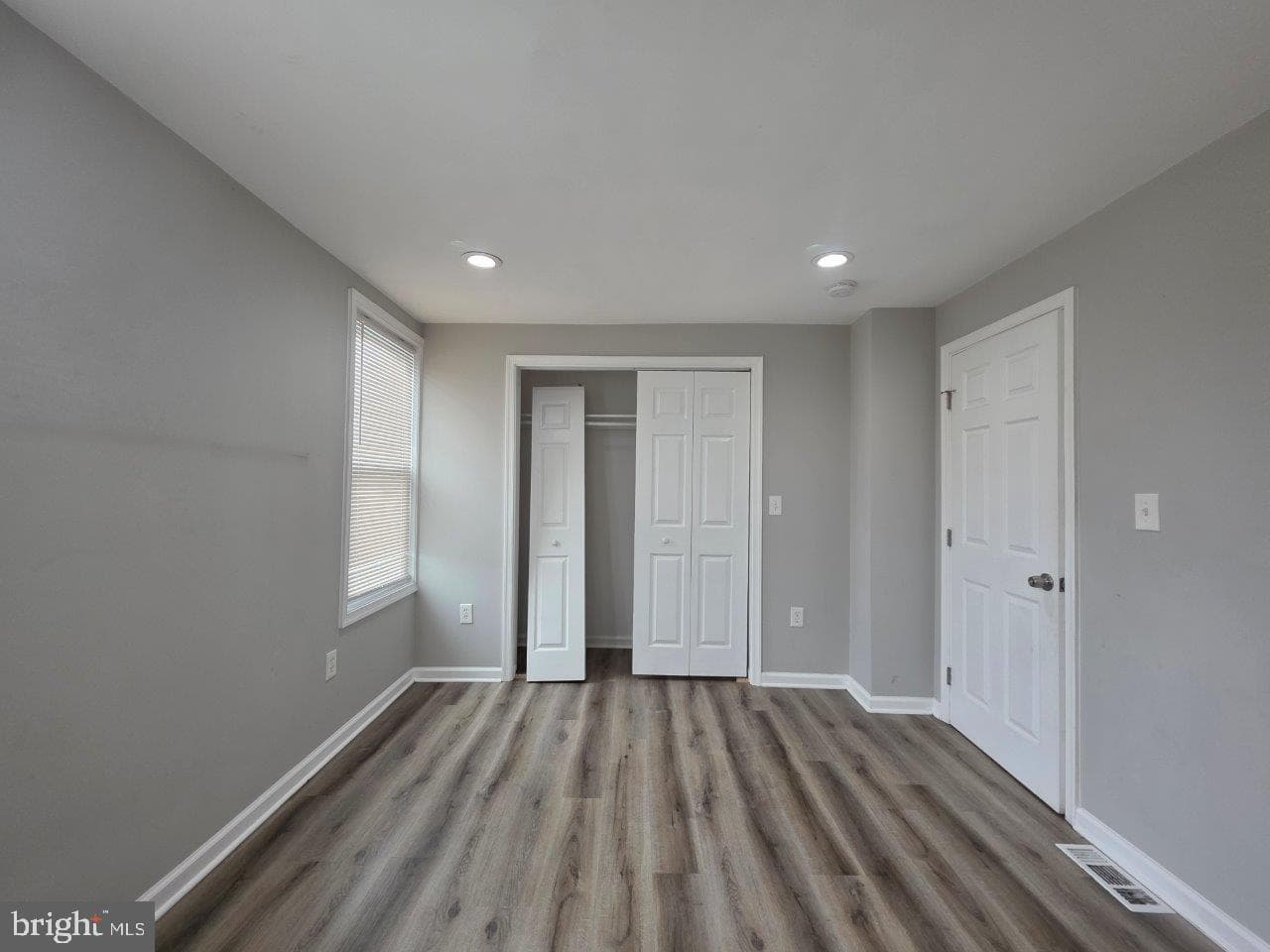 3343 Elmora Avenue photo 10