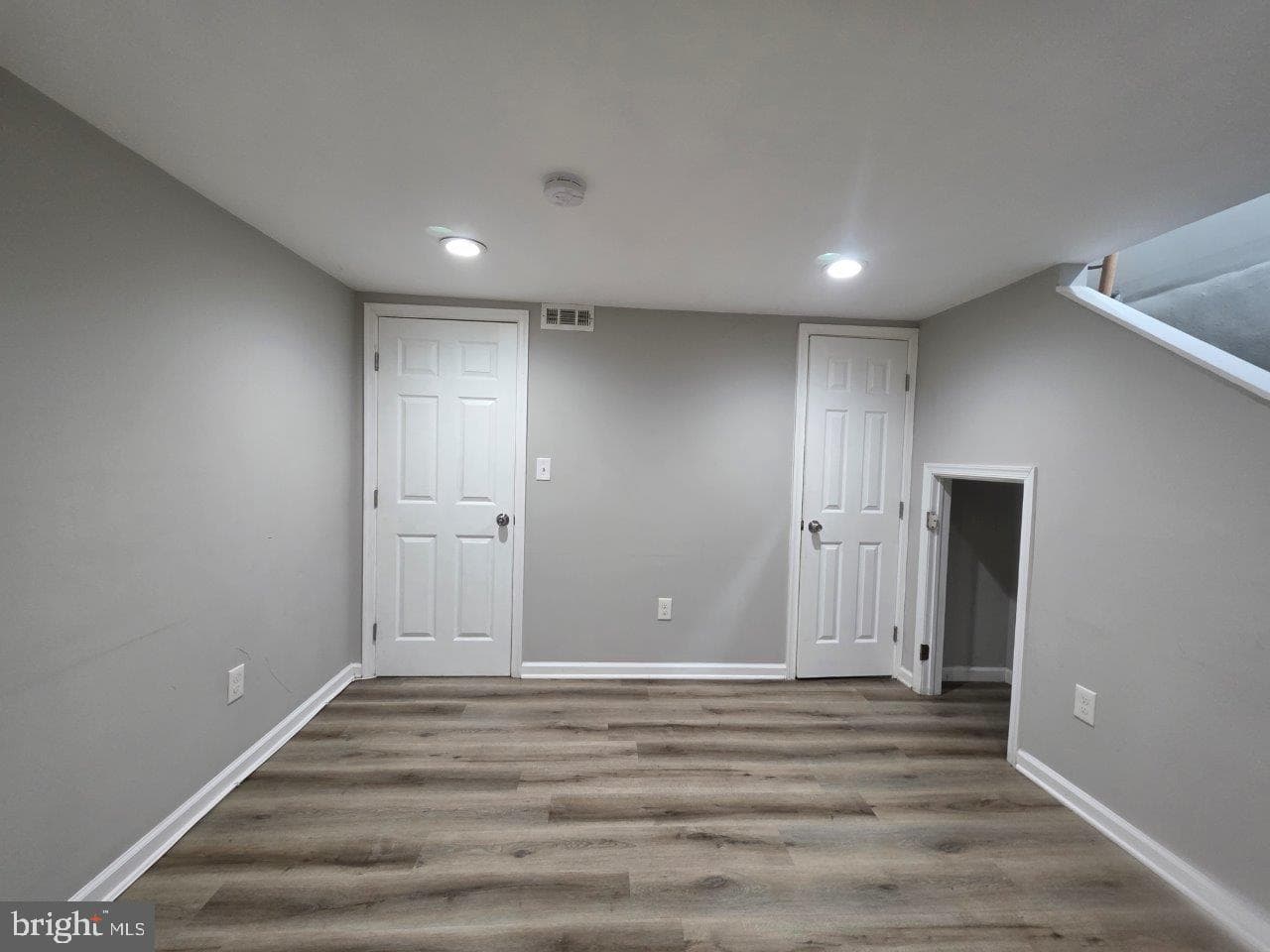 3343 Elmora Avenue photo 17