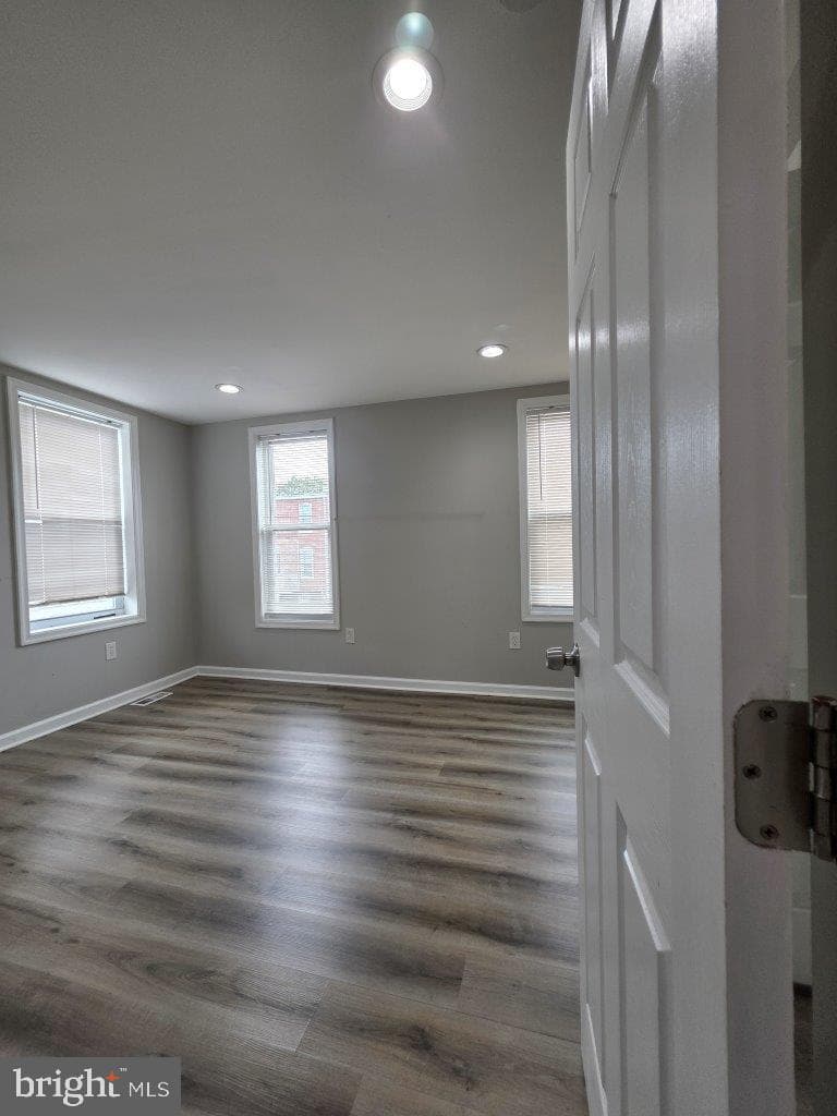 3343 Elmora Avenue photo 8
