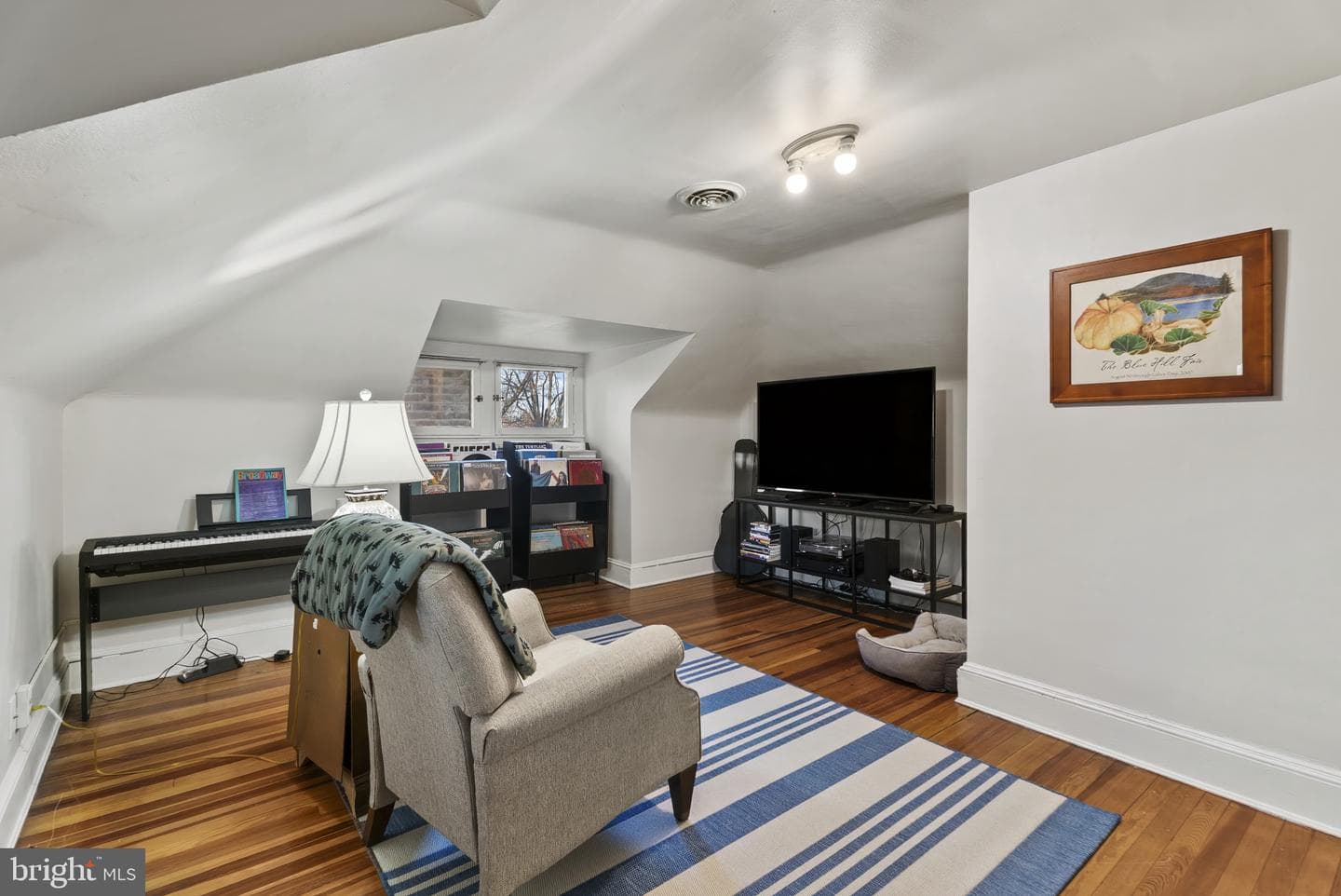 5711 Ridgedale Road photo 36