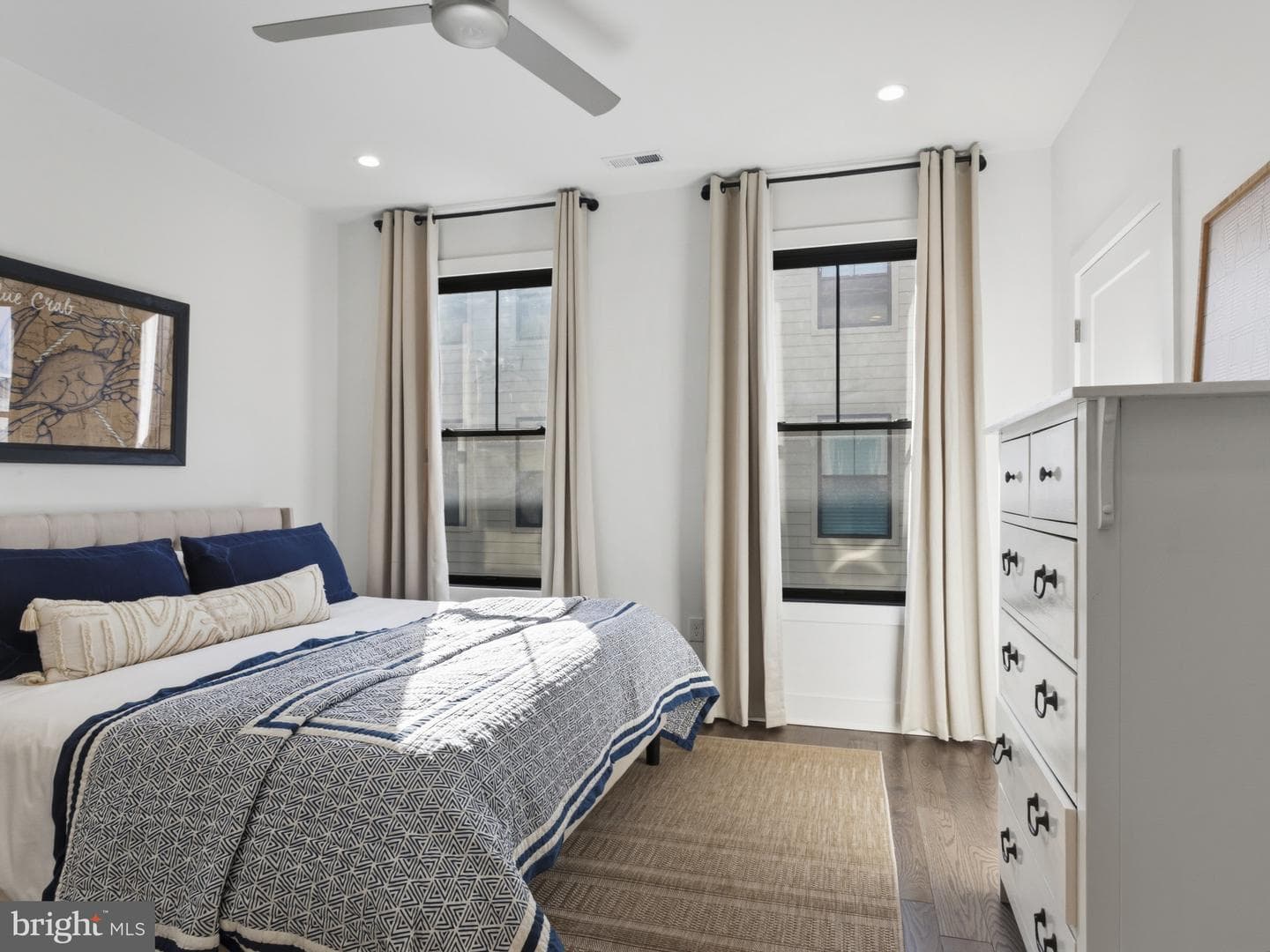 1404 Olive Street photo 16