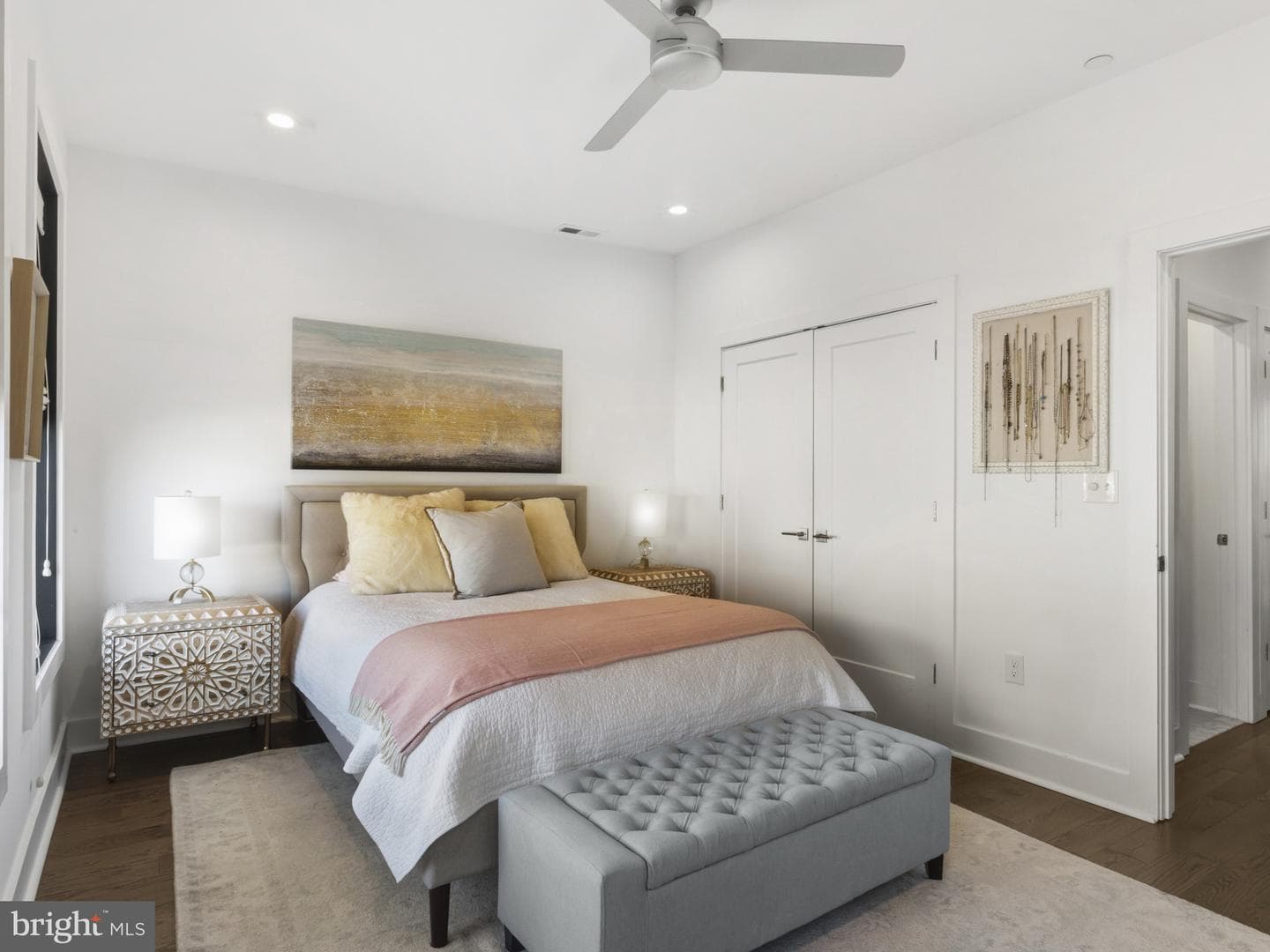1404 Olive Street photo 22