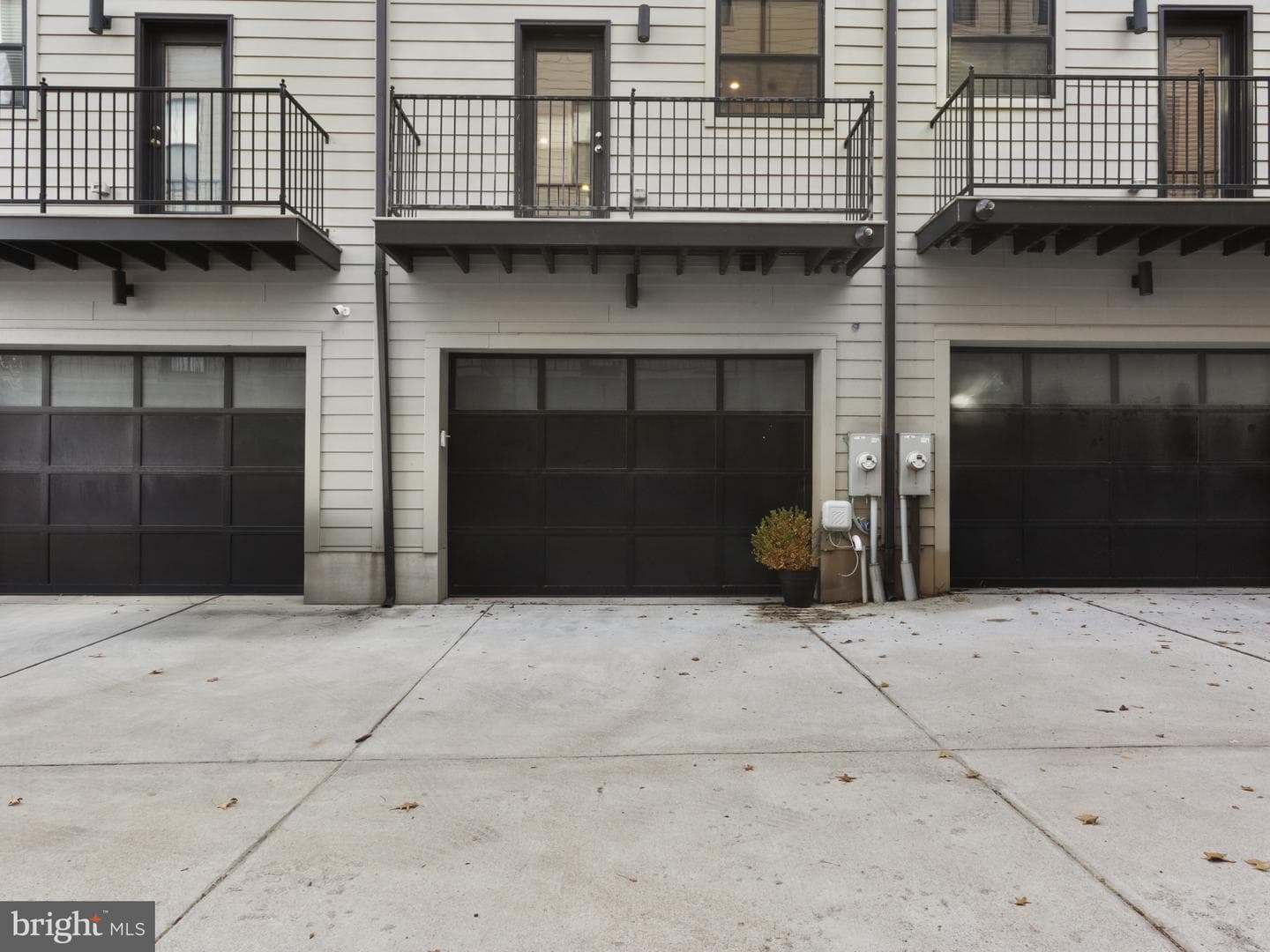 1404 Olive Street photo 36
