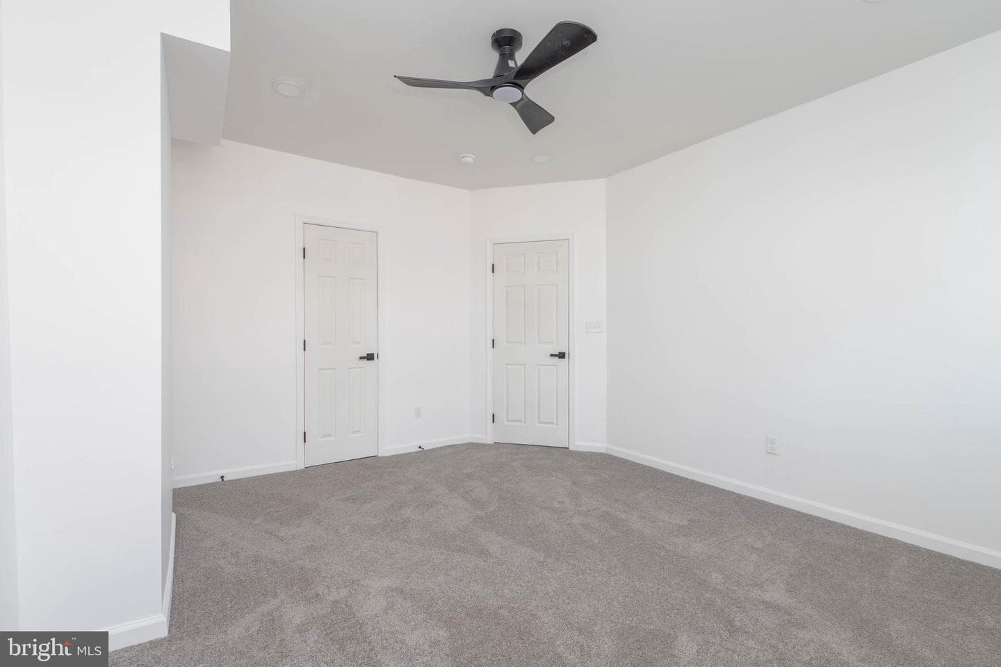 4323 Sheldon Avenue photo 16