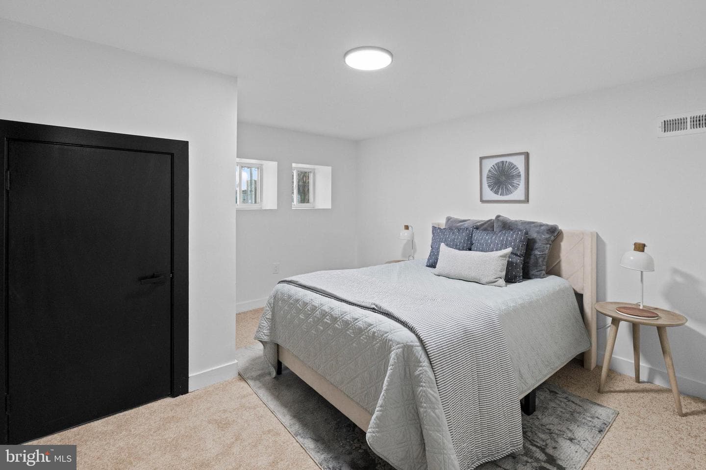 1802 E Lafayette Avenue photo 32