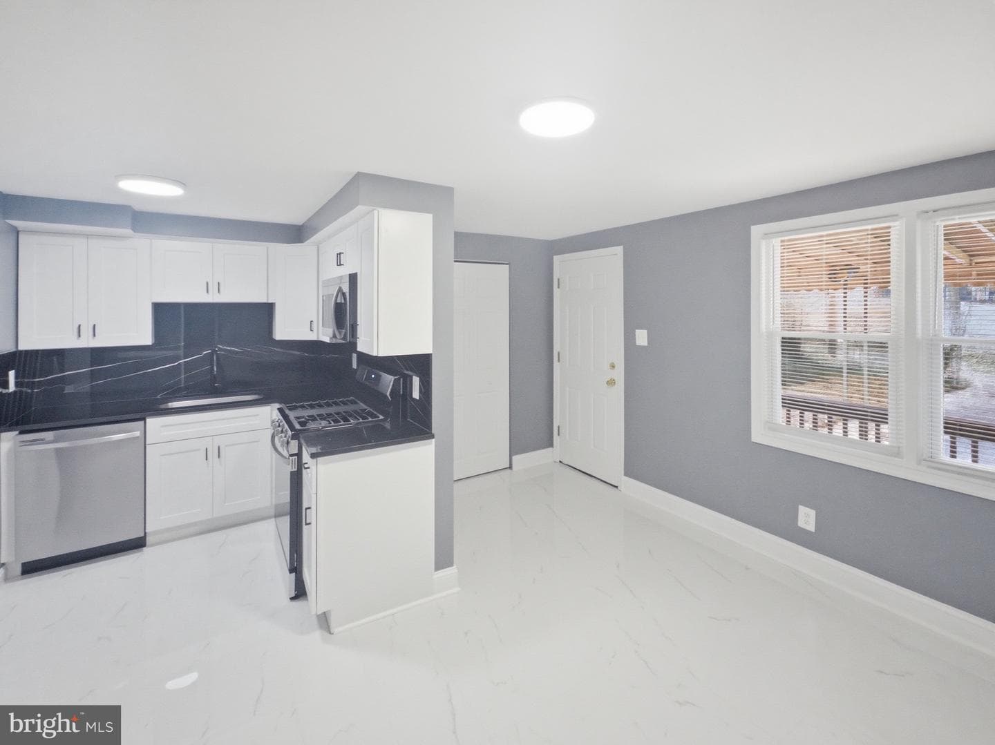 2916 Rayshire Road photo 9