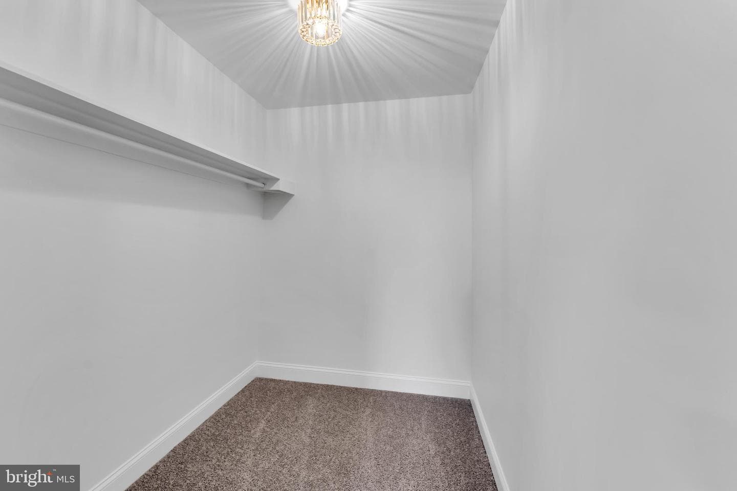 3202 Mcelderry Street photo 15