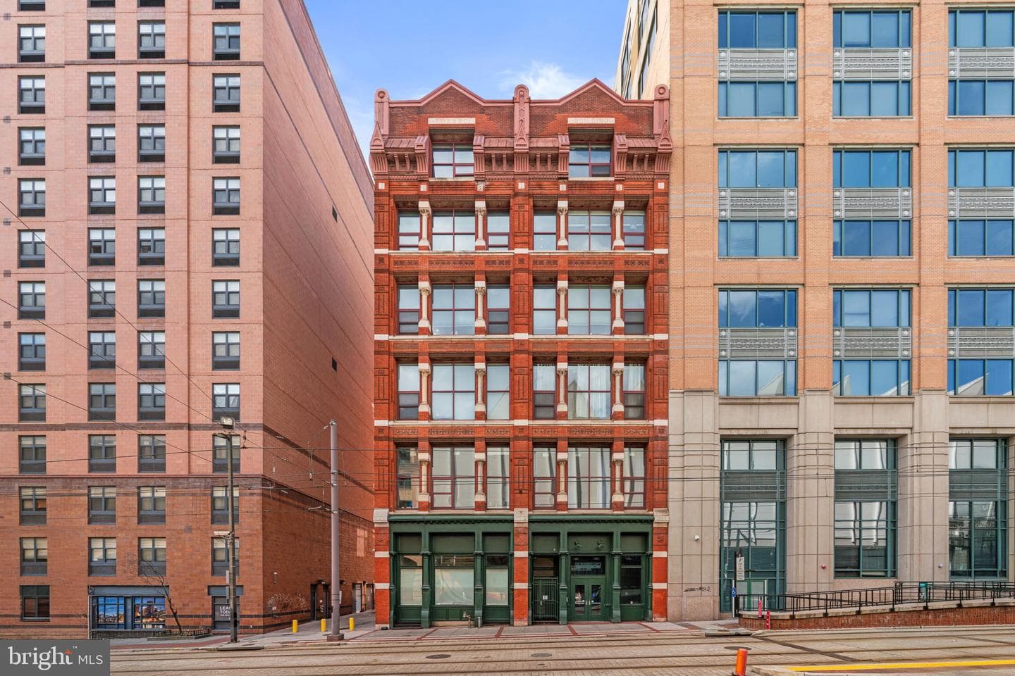 22 S Howard Street #r-403