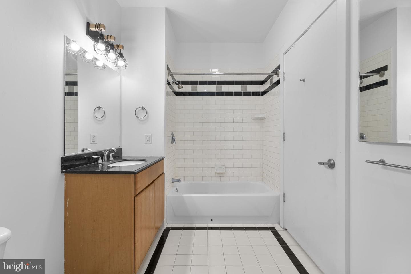 22 S Howard Street #r-403 photo 31