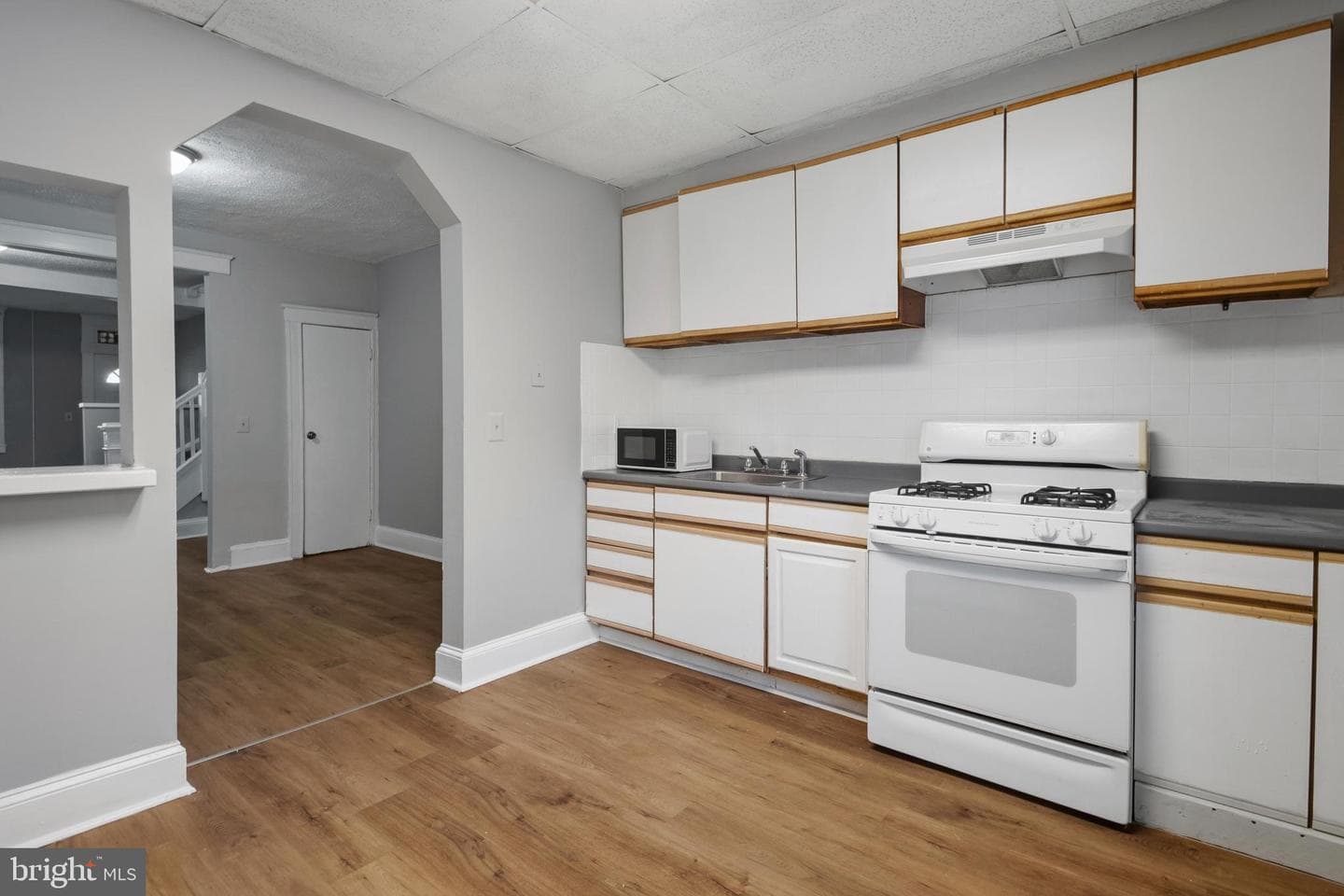 2130 Aiken Street photo 9