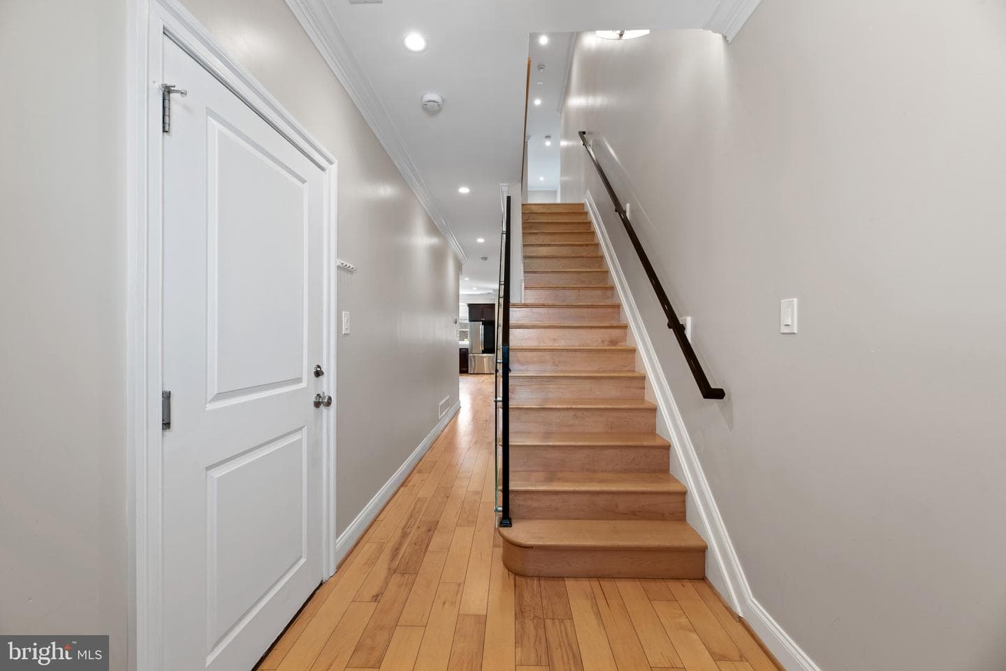3303 Mueller Street photo 4