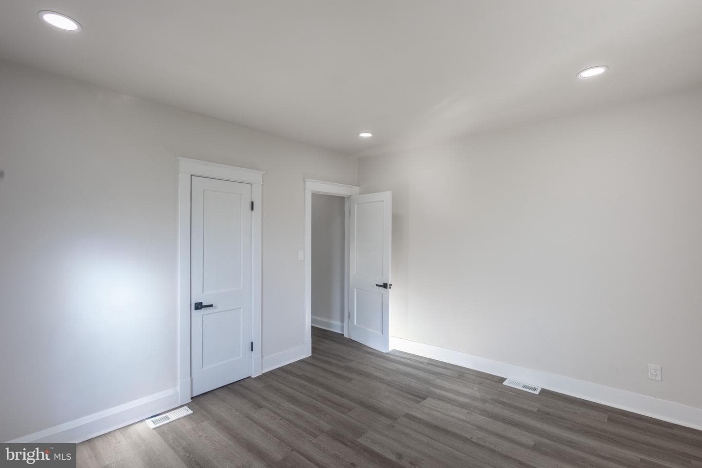 3304 Westfield Avenue photo 11