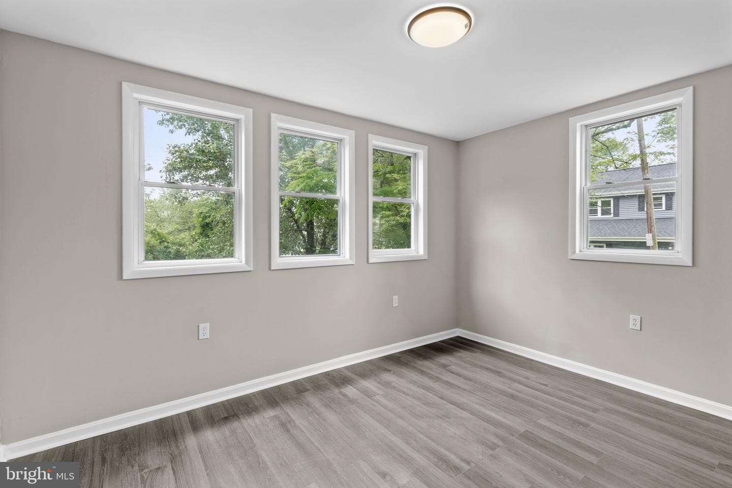 4501 Parkmont Avenue photo 13
