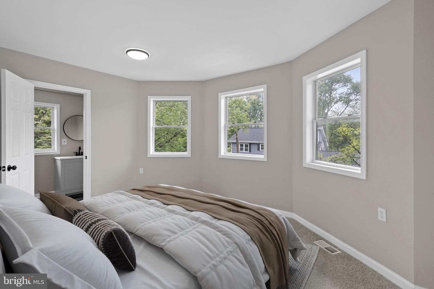 4501 Parkmont Avenue photo 14